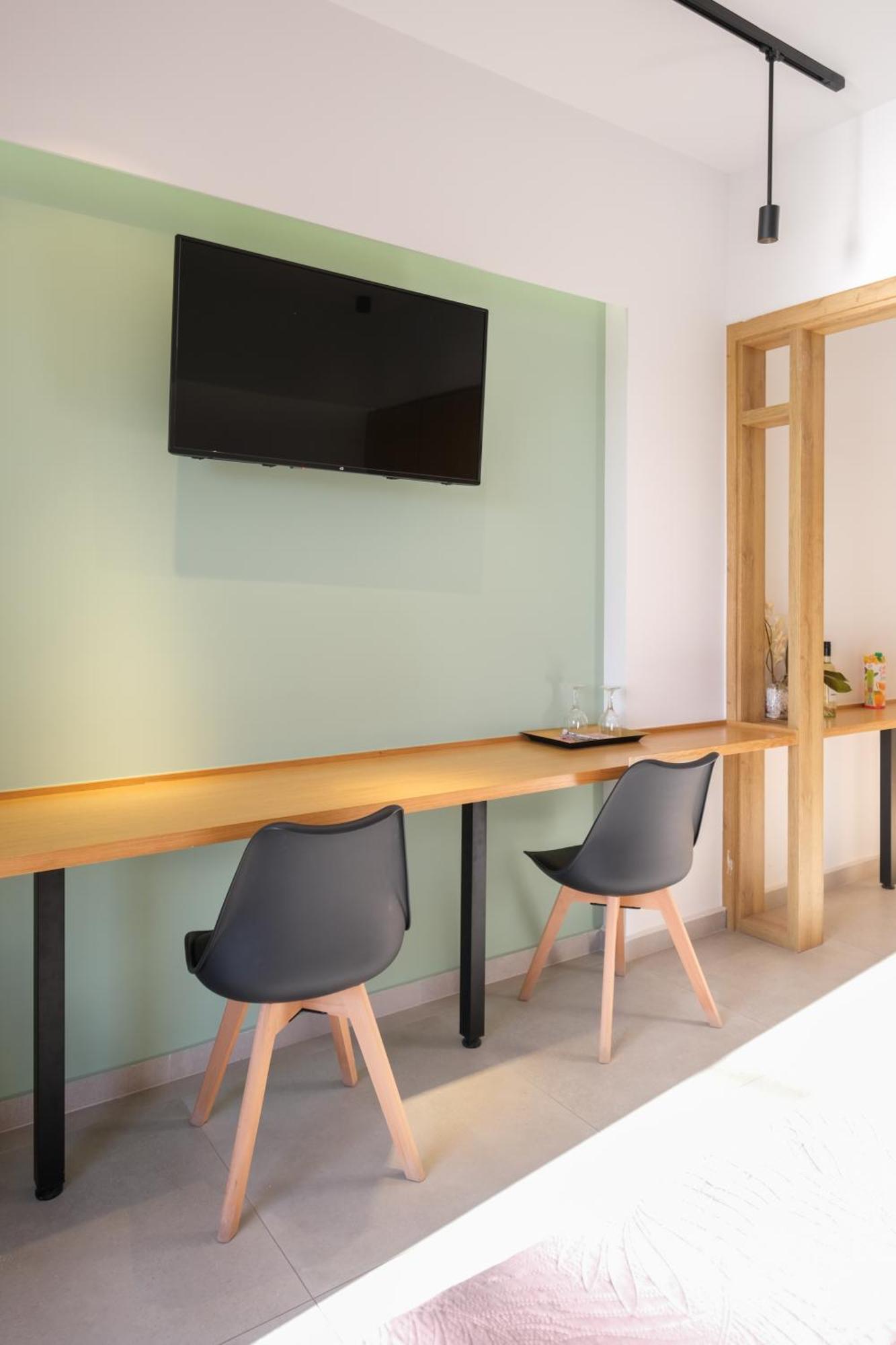 Arocaria Apartments Ханья Экстерьер фото