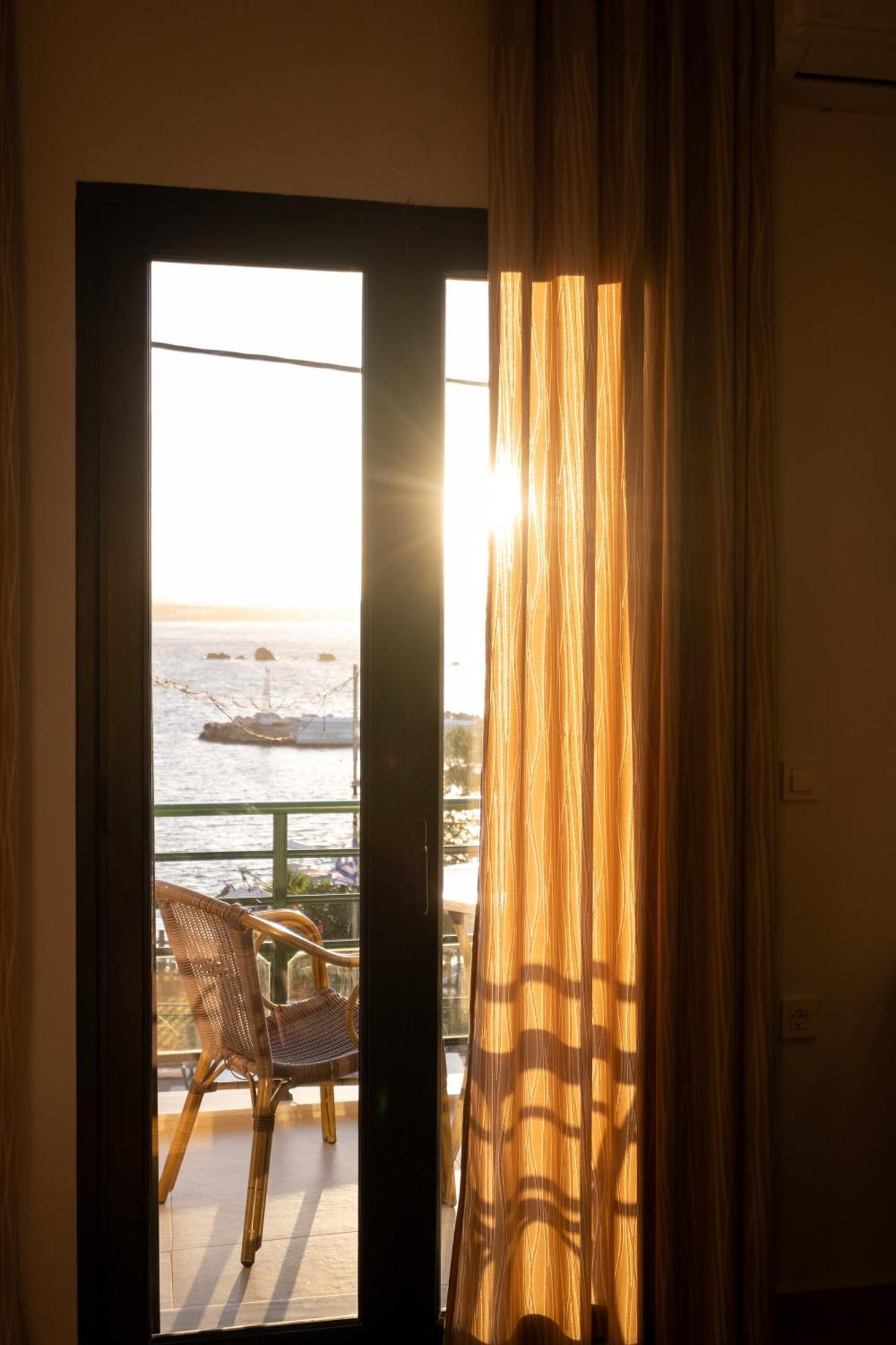 Arocaria Apartments Ханья Экстерьер фото