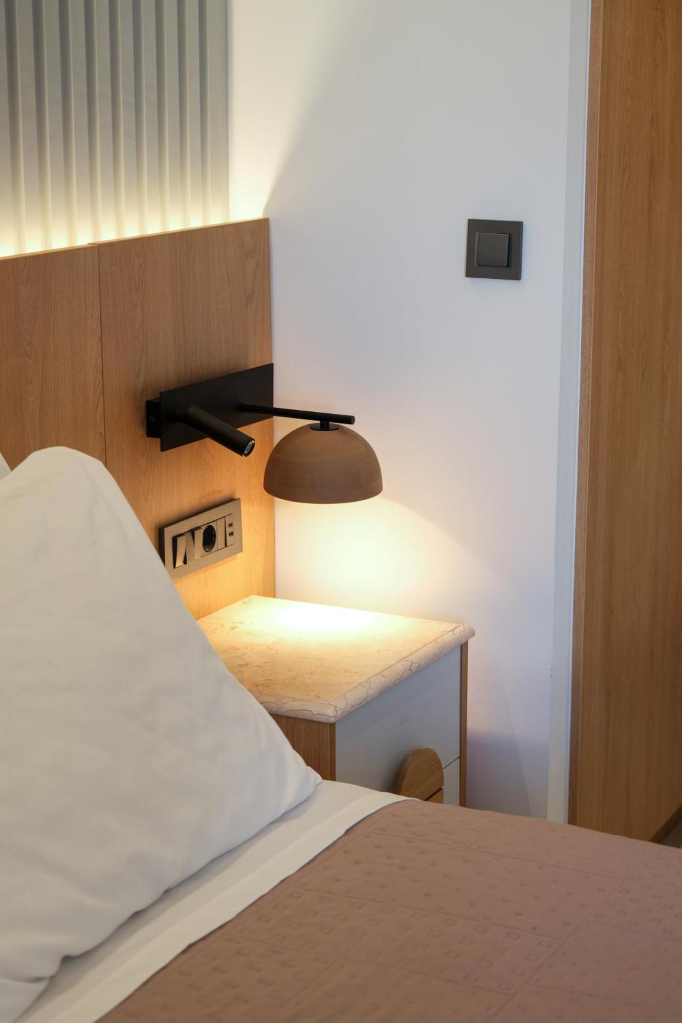 Arocaria Apartments Ханья Экстерьер фото