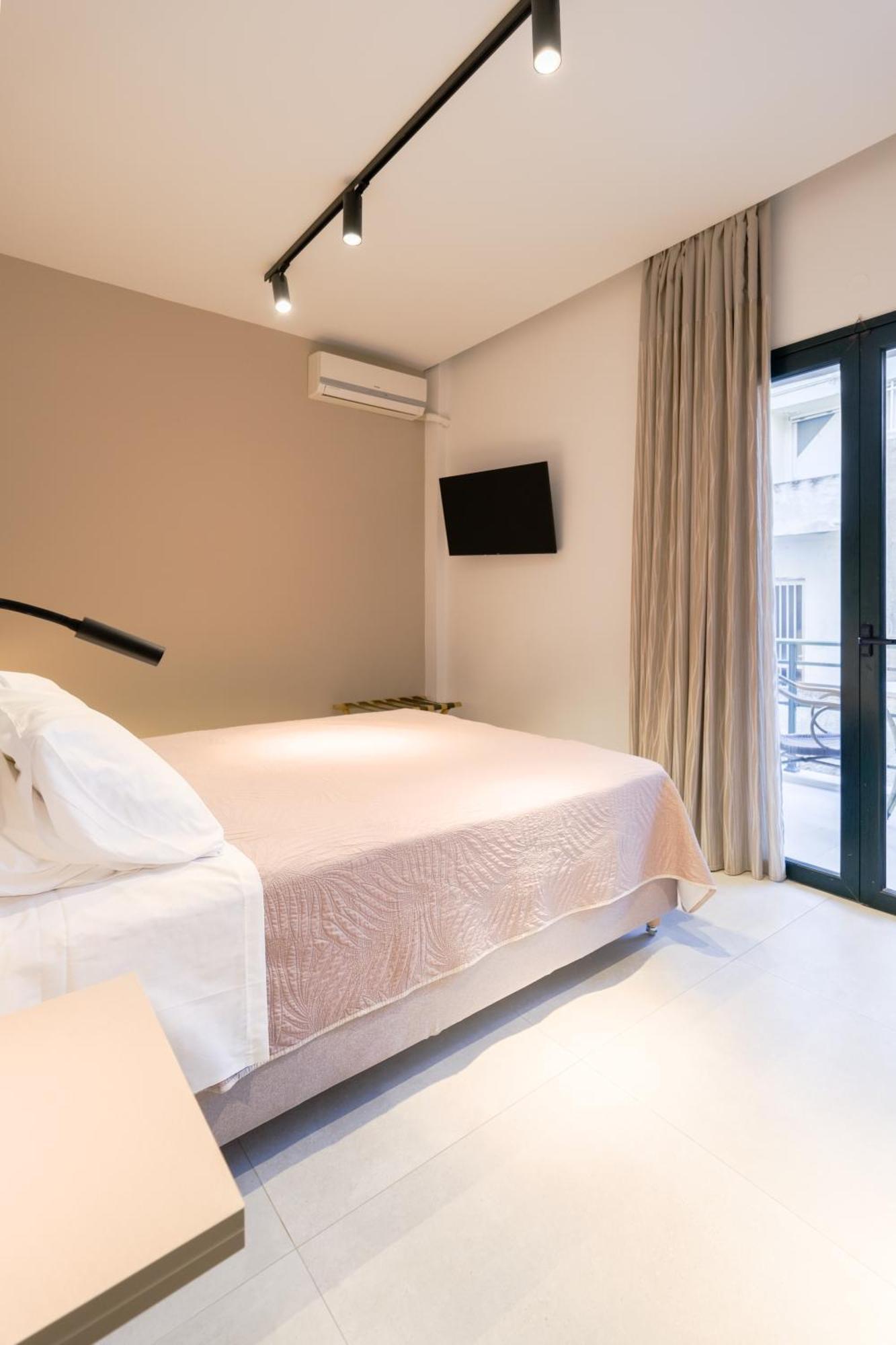 Arocaria Apartments Ханья Экстерьер фото